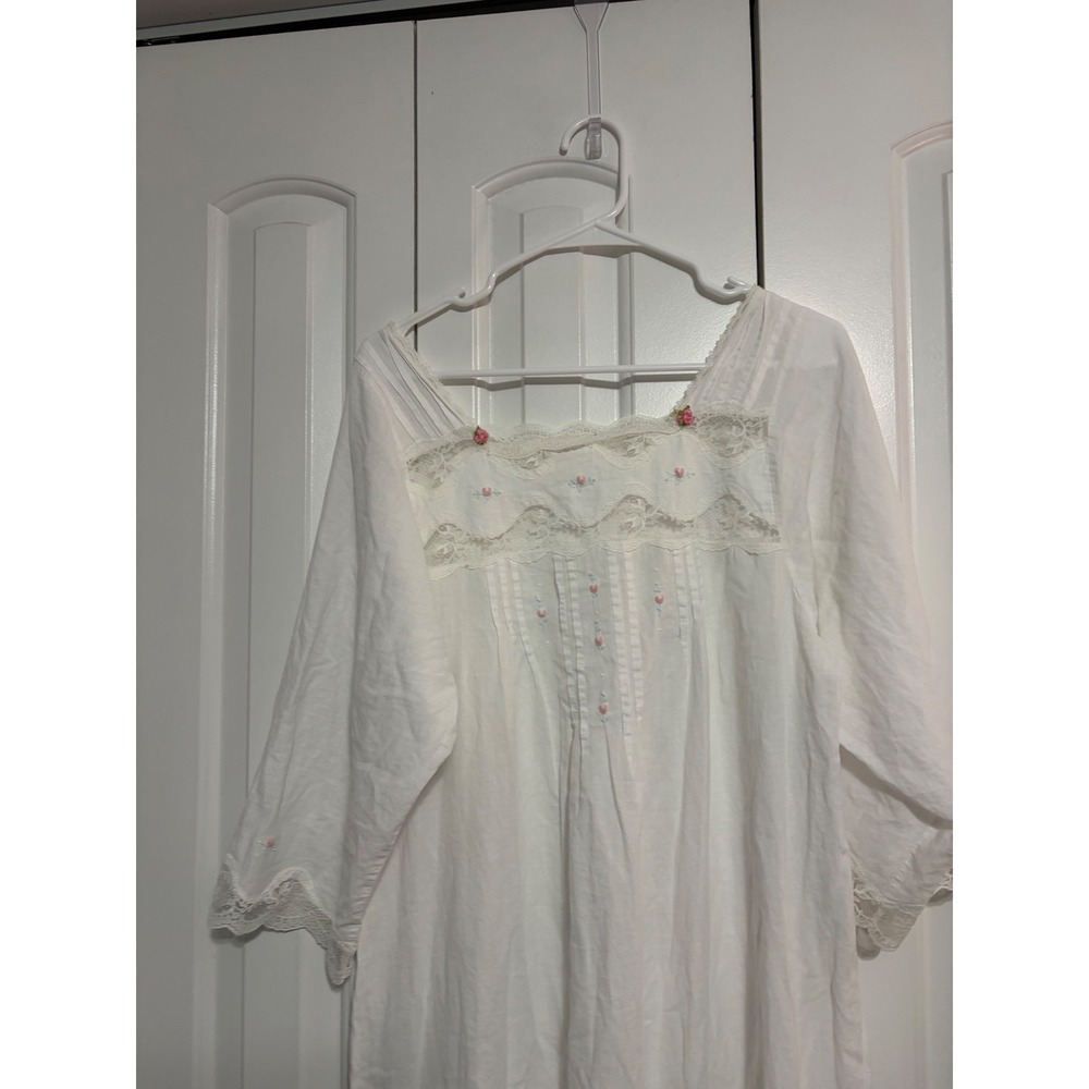 Vintage Nightgown Cottagecore Lace Floral Embroidered White Long Sleepwear L - Picture 5 of 10